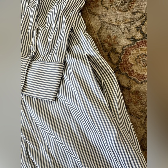 FLAWLESS Navy and White Striped Casual dress - Picture 7 of 7